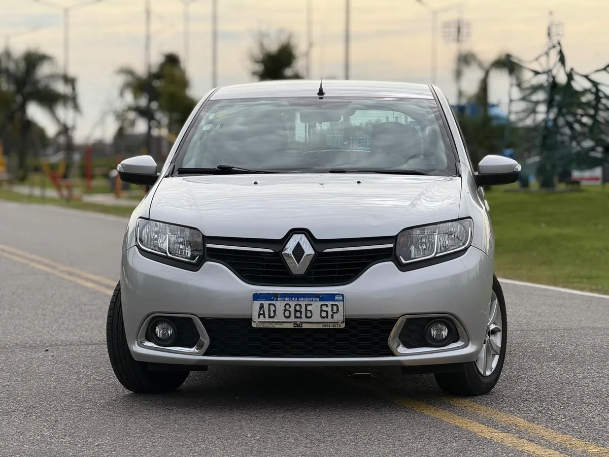 Renault SANDERO privilege — foto 11