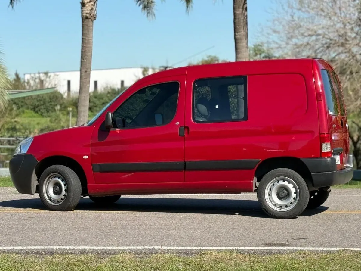 Citroën berlingo bussines mixto 1.6 — foto 5