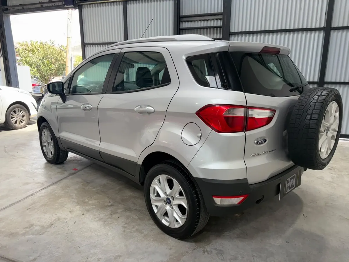 Ford ECOSPORT 2.0 Titanium — foto 4
