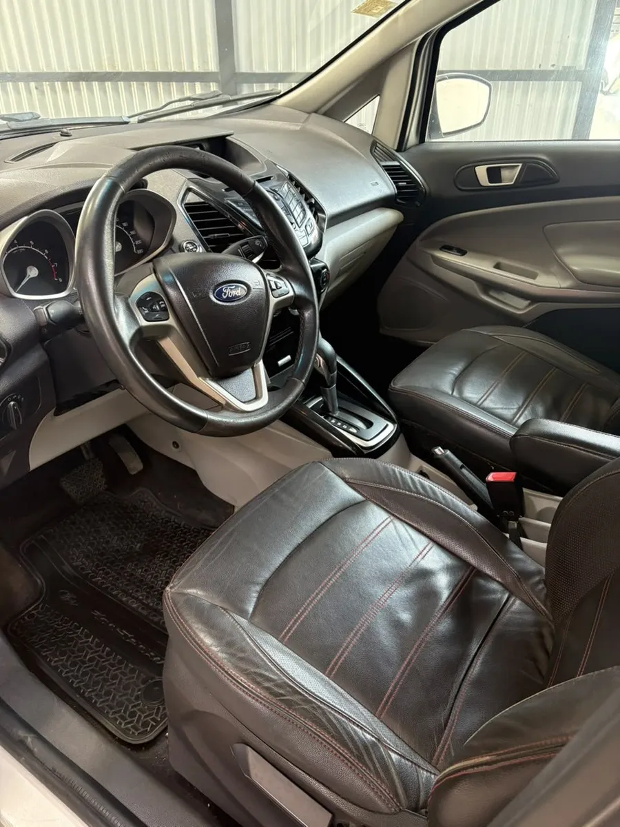 Ford ECOSPORT 2.0 Titanium — foto 14