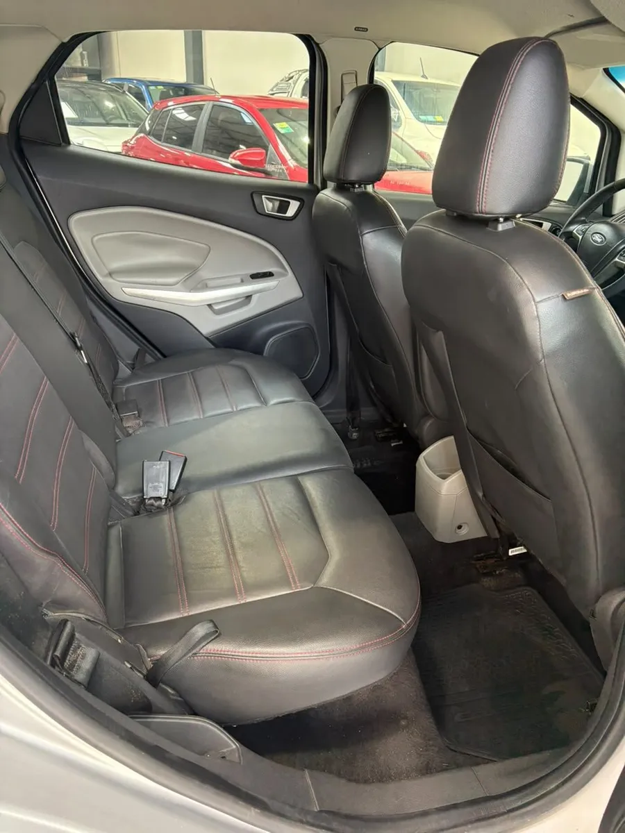 Ford ECOSPORT 2.0 Titanium — foto 18