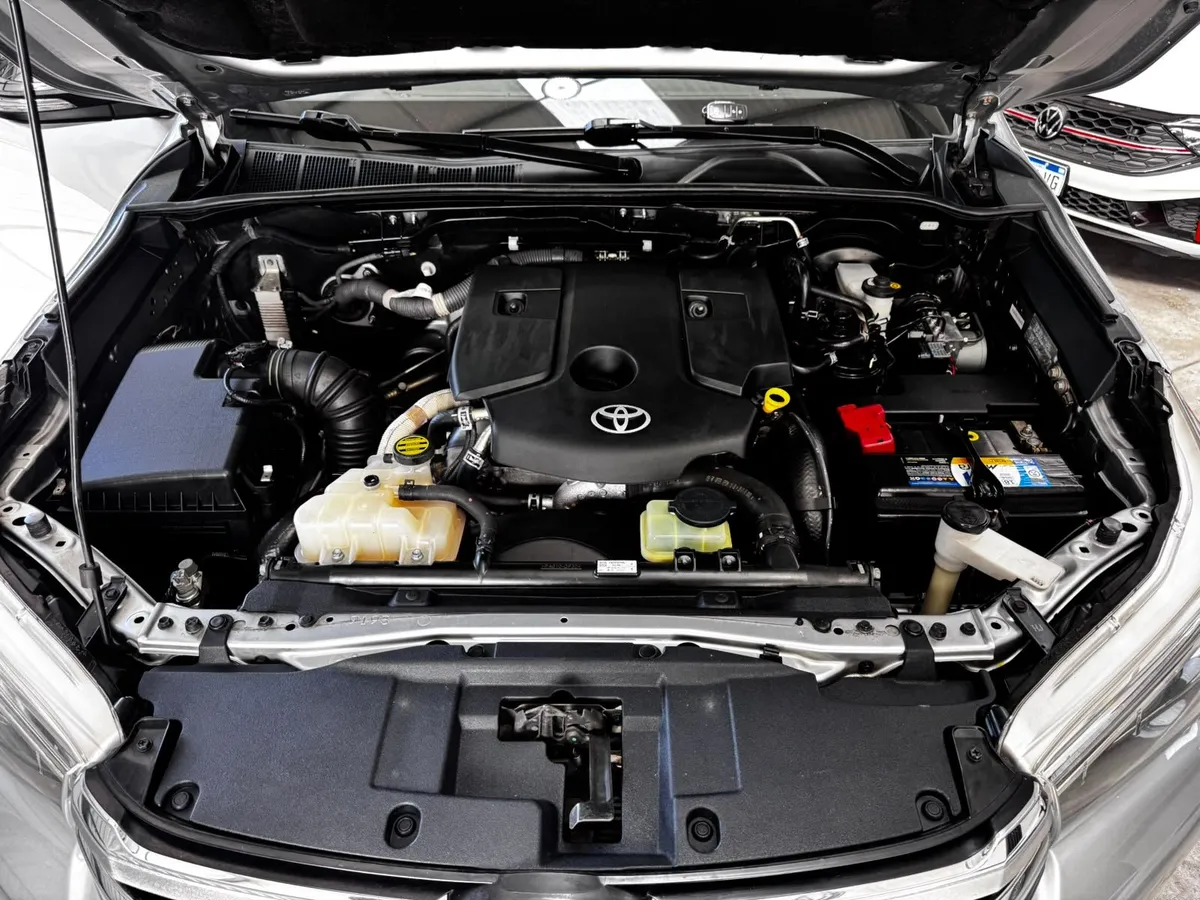 Toyota HILUX PICK - UP 2.8 Diesel Dc 4X4 Srx 6AT  — foto 9