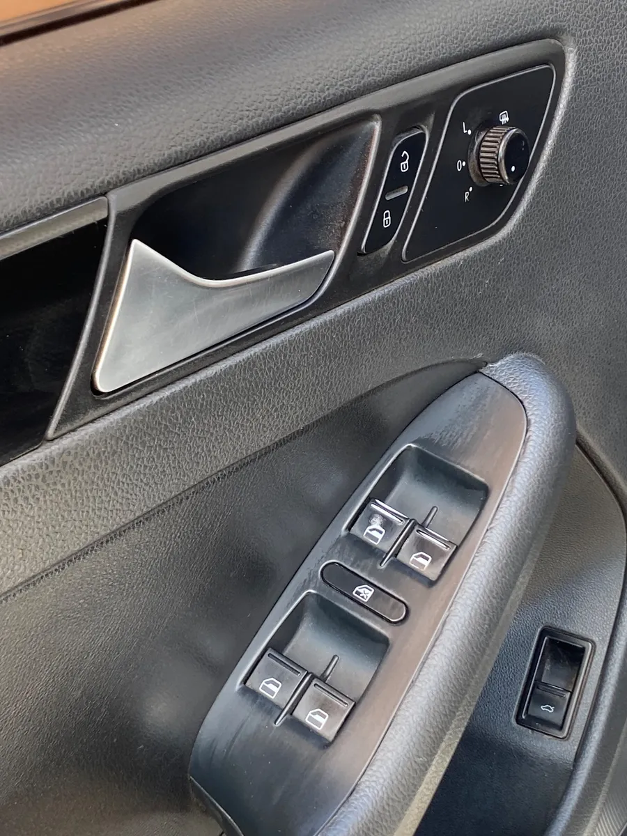 Volkswagen VENTO 4P 2,5 FSI Luxury Tipt 2011 — foto 18