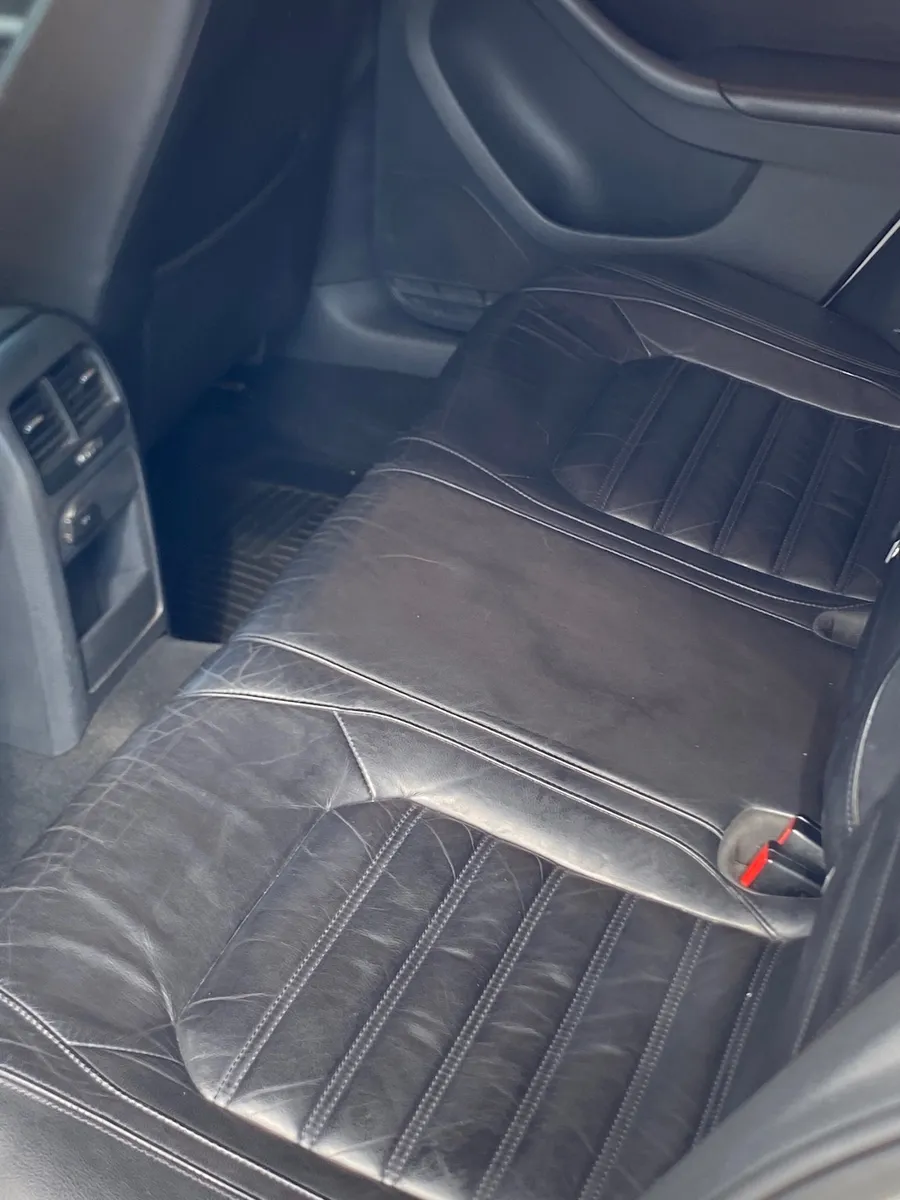Volkswagen VENTO 4P 2,5 FSI Luxury Tipt 2011 — foto 19