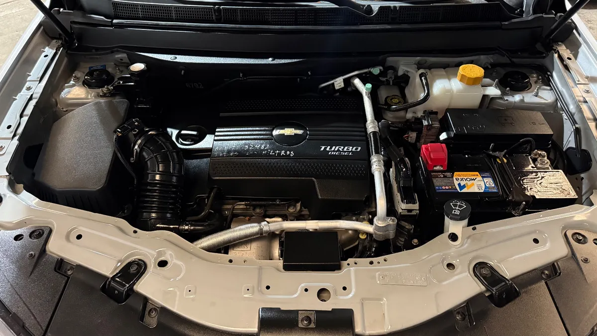 Chevrolet Captiva LTZ 2.2 D A/T — foto 8