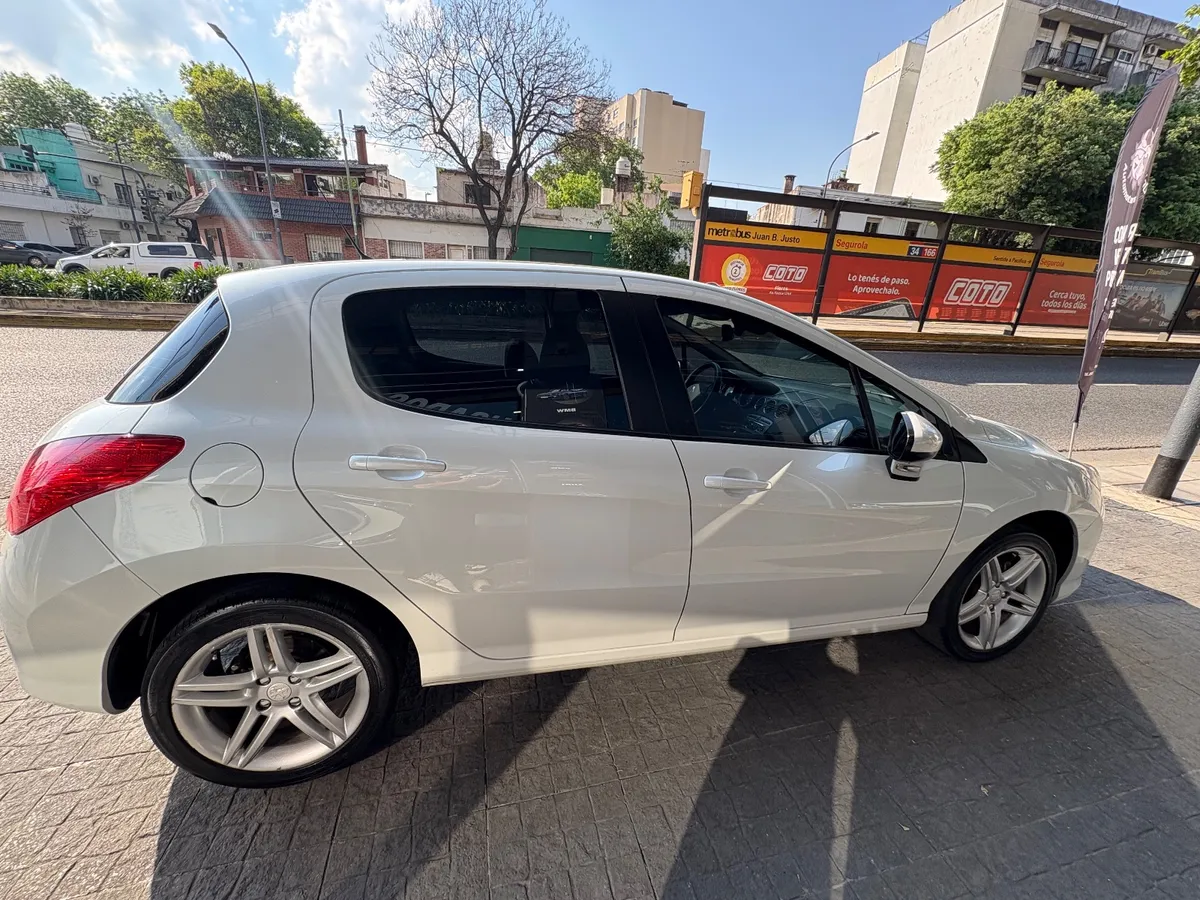Peugeot 308 FELINE Hdi  — foto 8