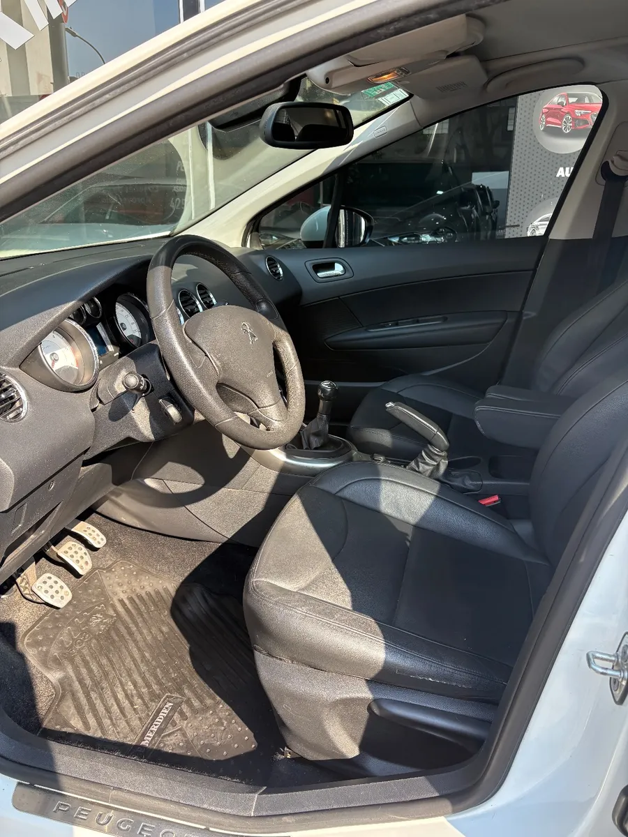 Peugeot 308 FELINE Hdi  — foto 11