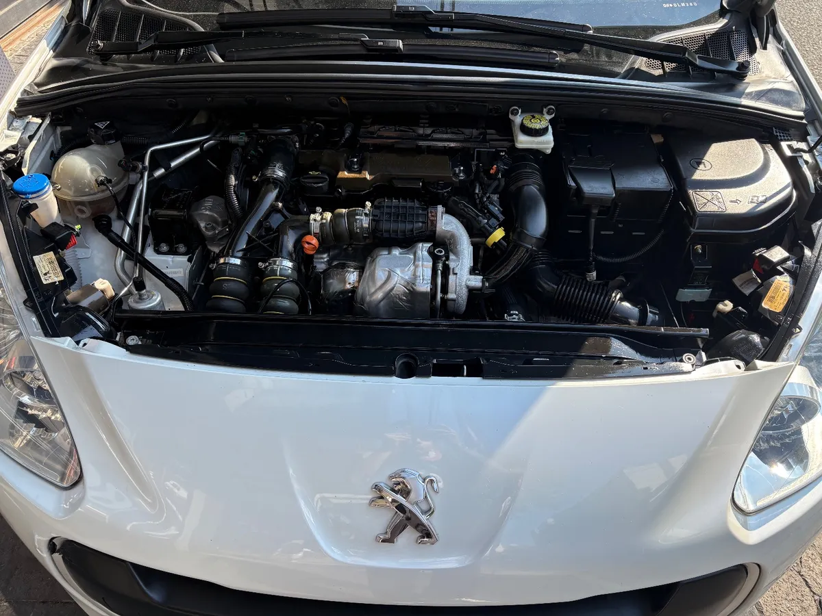 Peugeot 308 FELINE Hdi  — foto 14