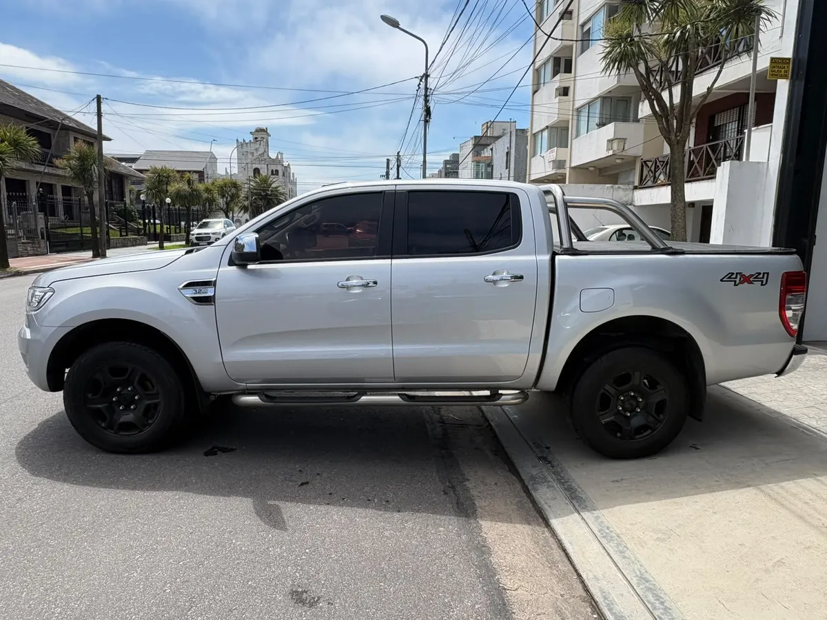 Ford RANGER PICK - UP 3.2  XLT D/C Diesel  4X4  — foto 2