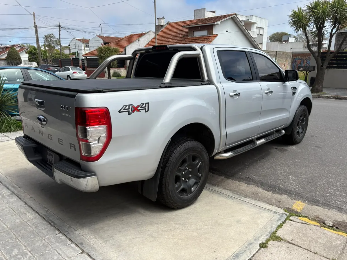 Ford RANGER PICK - UP 3.2  XLT D/C Diesel  4X4  — foto 5