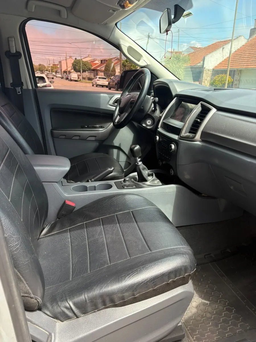 Ford RANGER PICK - UP 3.2  XLT D/C Diesel  4X4  — foto 11