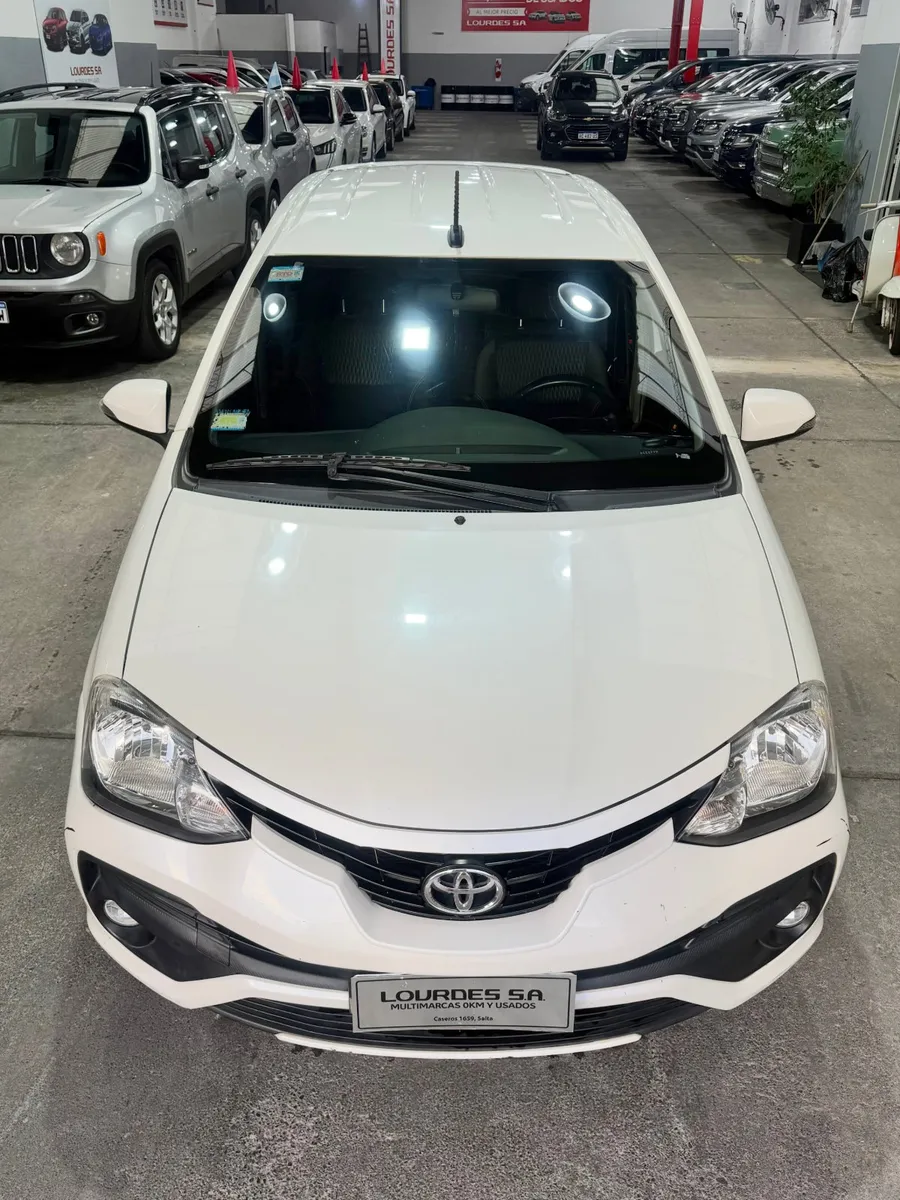 Toyota ETIOS 5P 1,5 Xls — foto 2