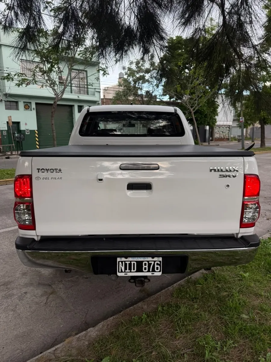 Toyota Hilux  SRV 4x4  — foto 6
