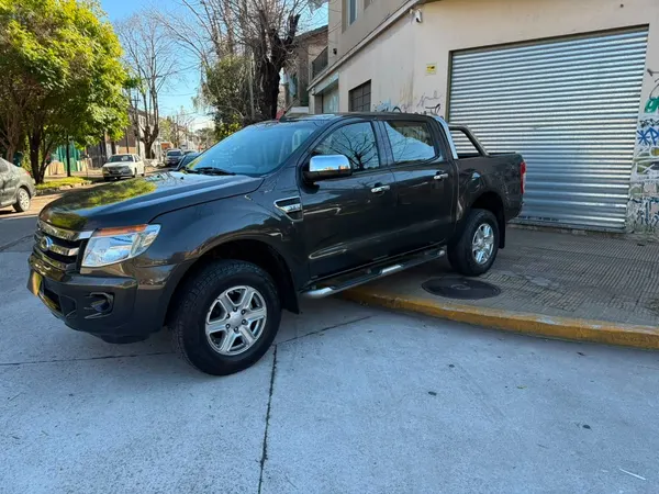 Ford Ranger2 DC 4X4 XLT 3.2l D