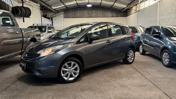 Nissan Note 5P 1,6 Exclusive Pure Drive CVT