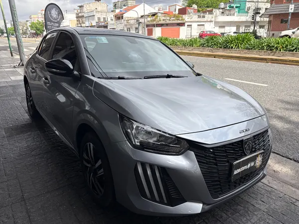 Peugeot 208 5P 1,6 Allure Mt5 2025