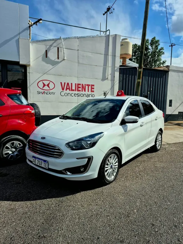 Ford KA 5P 1,5 16V Sel