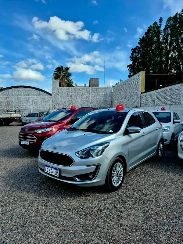 Ford KA 4P 1,5 16V Se