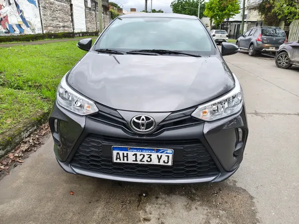 Toyota Yaris 5P 1,5 Xs CVT 2023
