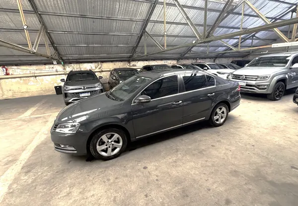 Volkswagen Passat 4P 2,0 TSI Advance DSG 2011