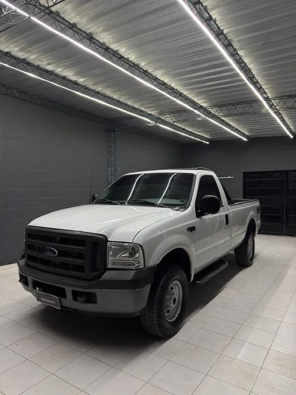 Ford F-100 Pick - UP C/S 3,9 Diesel Cummins 203cv Xl Plus 4X4