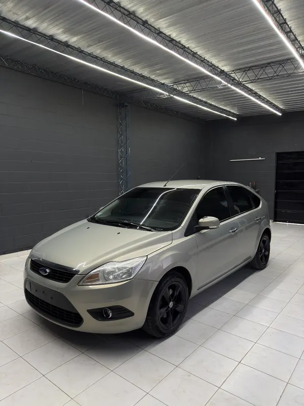 Ford Focus 5P 1,6 Trend
