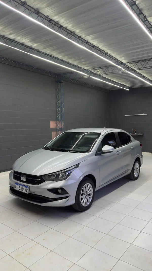 Fiat Cronos 4P 1,3 Drive Gse
