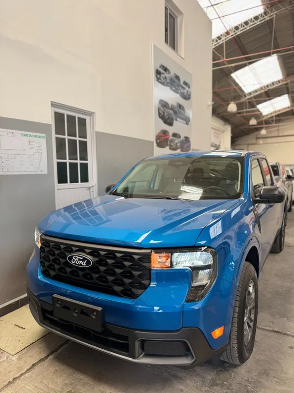 Ford Maverick XLT AT