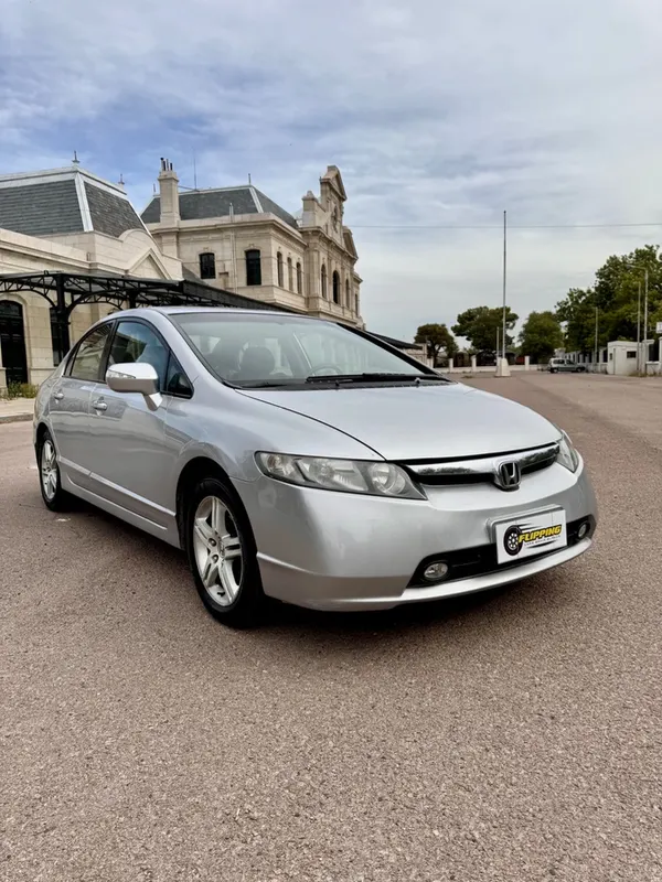 Honda Civic EXS