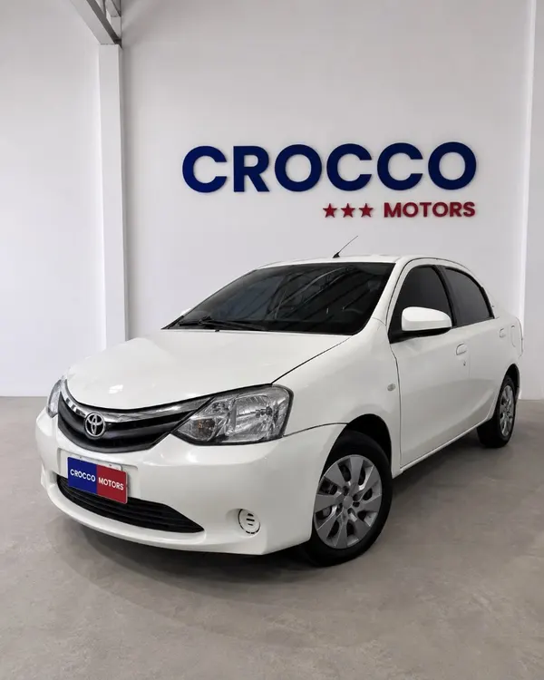 Toyota Etios XS 4P
