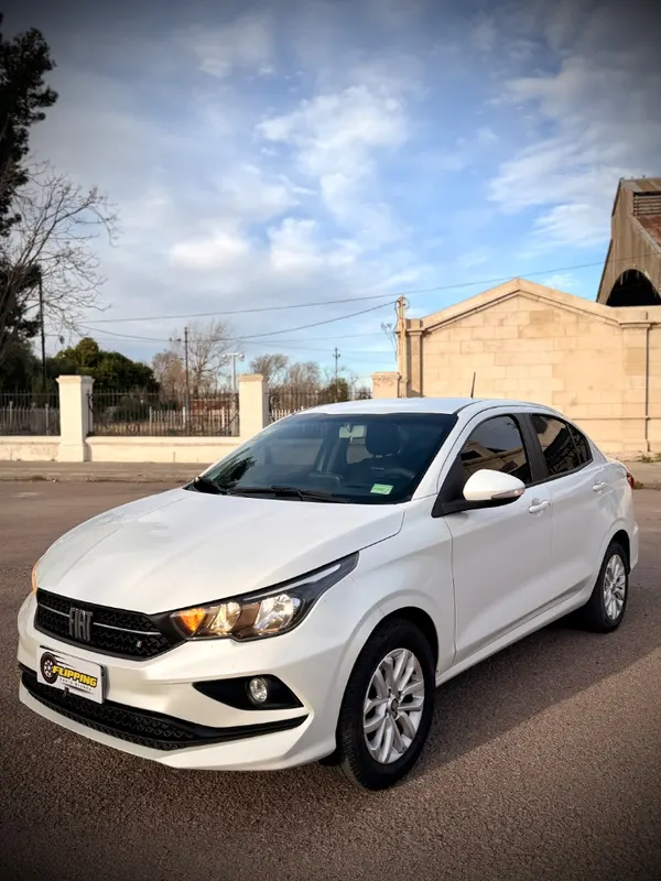 Fiat Cronos 4P 1,3 Drive Gse