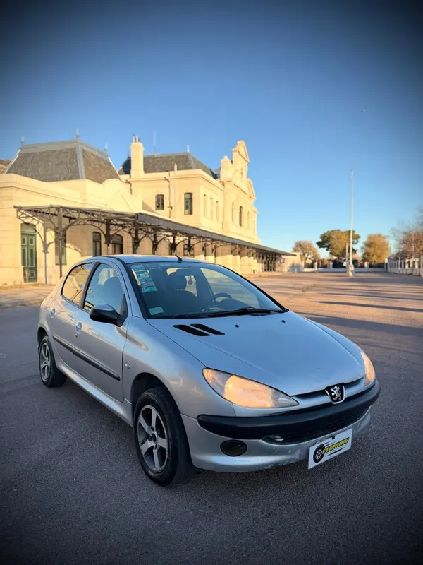 Peugeot 207 Compact