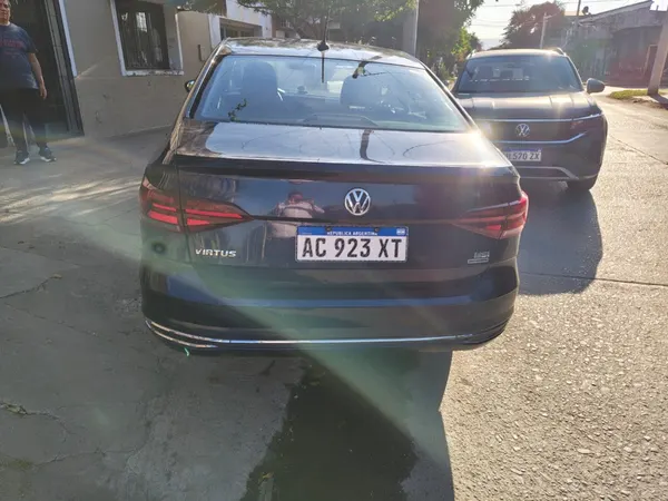 Volkswagen Virtus 4P 1,6 MSI Highline