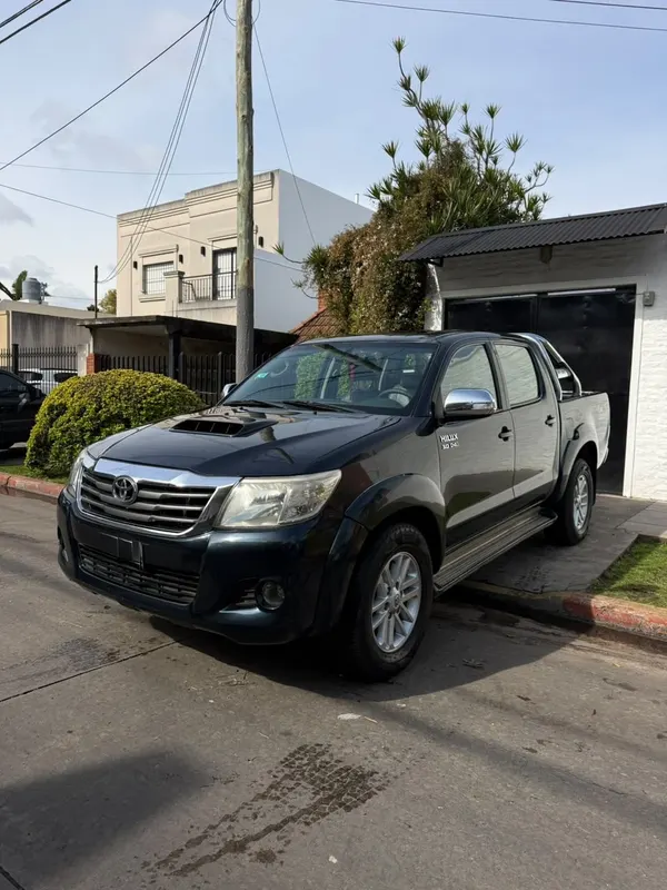 Toyota Hilux SRV 3.0 Aut 4x4