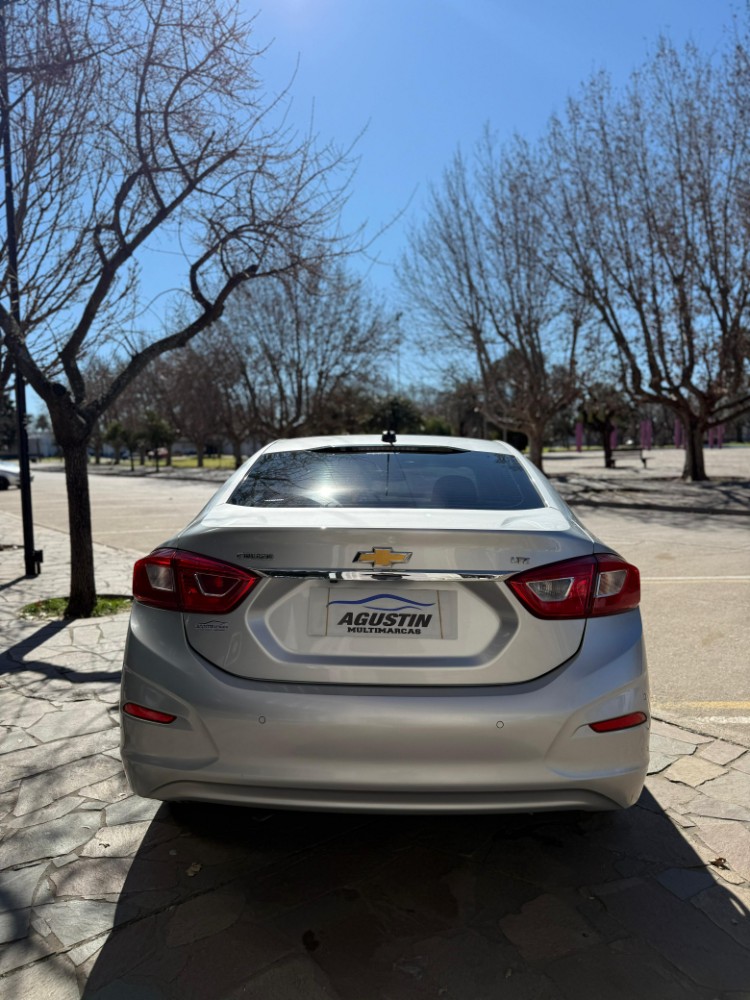 Chevrolet Cruze LTZ — foto 6