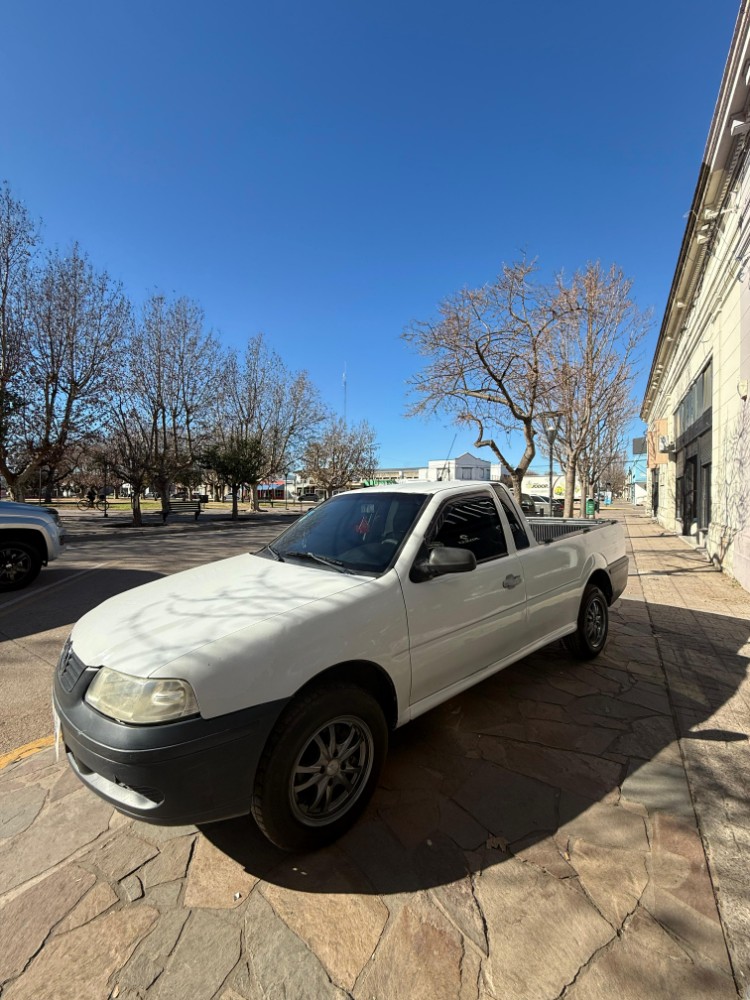 Volkswagen Saveiro 1.9 — foto 3