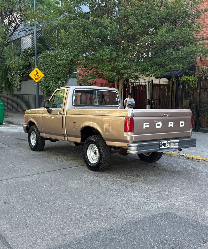 Ford F-150 — foto 18