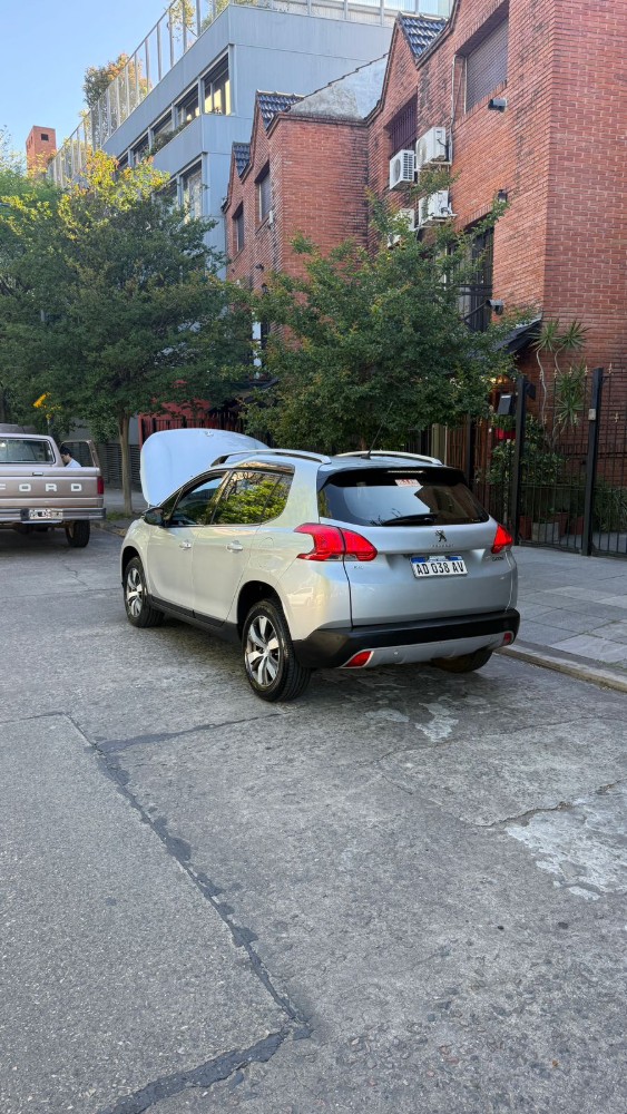 Peugeot 2008 THP — foto 4