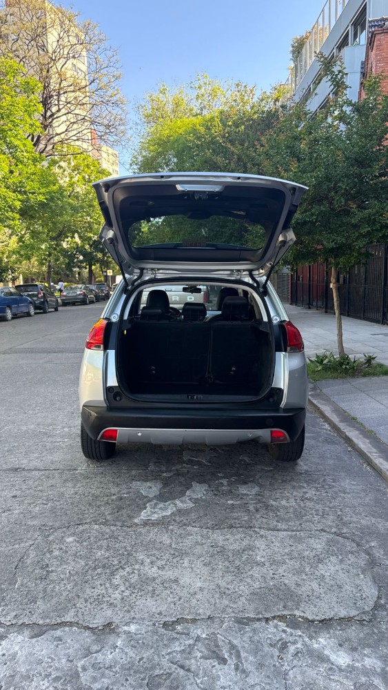 Peugeot 2008 THP — foto 14
