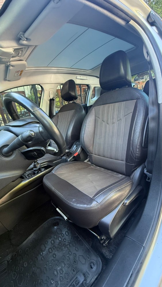 Peugeot 2008 THP — foto 17