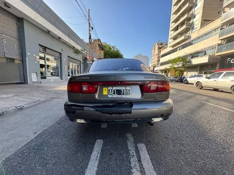 Hyundai Sonata Gls AT 2.0 — foto 8