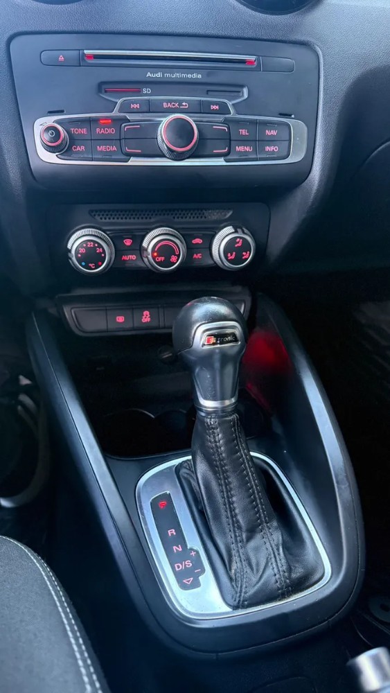 Audi Audi a1 1.4t fsi — foto 3