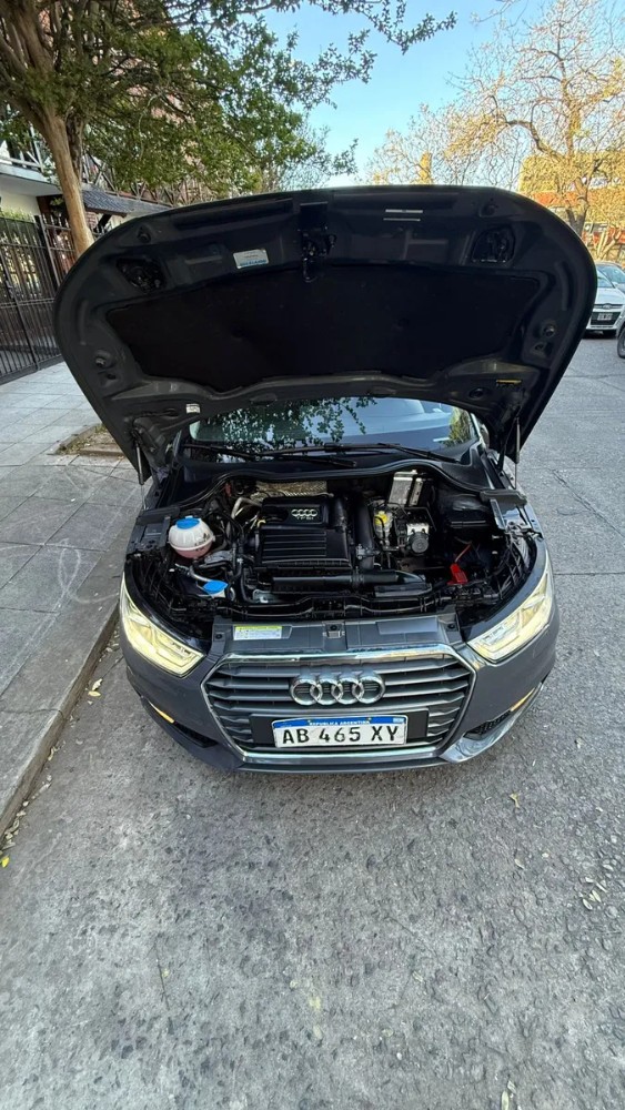 Audi Audi a1 1.4t fsi — foto 5