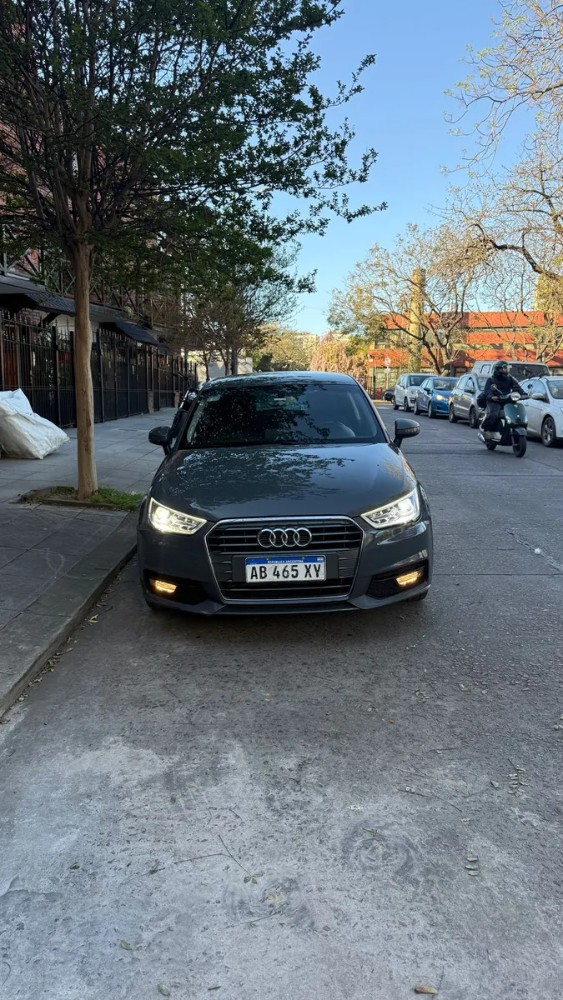 Audi Audi a1 1.4t fsi — foto 6
