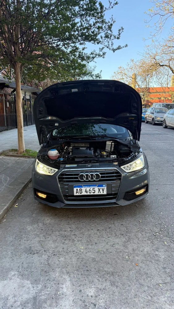 Audi Audi a1 1.4t fsi — foto 9
