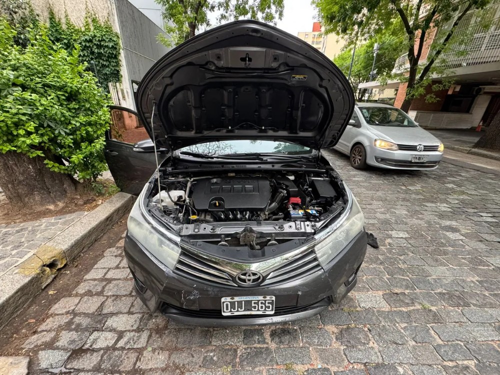 Toyota Corolla 1.8 Xli Mt 140cv — foto 6