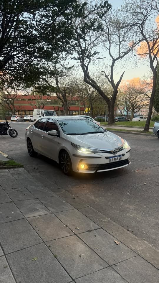 Toyota corolla — foto 4