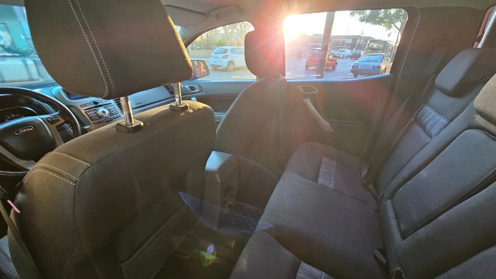 Ford Ranger — foto 7