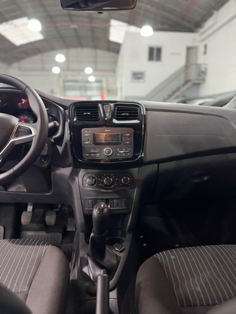 Renault LOGAN LIFE — foto 4