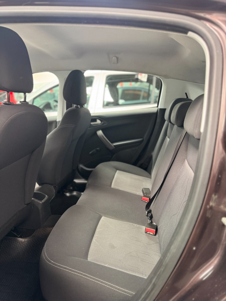 Peugeot 208 ACTIVE 1.6 — foto 5